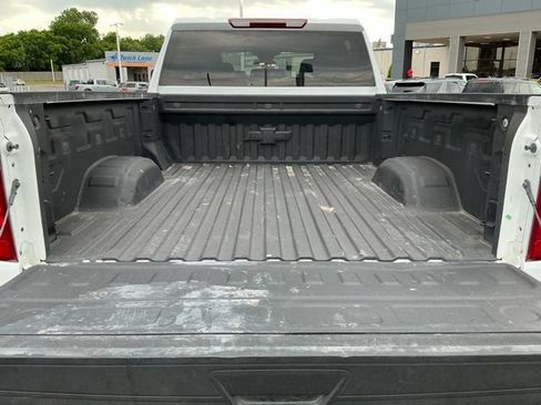Used 2024 Chevrolet Silverado 2500 LT AWD/4WD image 11