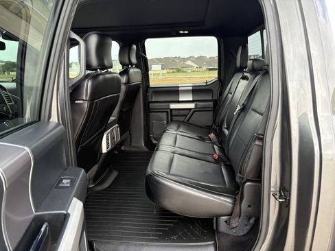 Used 2016 Ford F150 Lariat w/ Equipment Group 502A Luxury AWD/4WD image 13