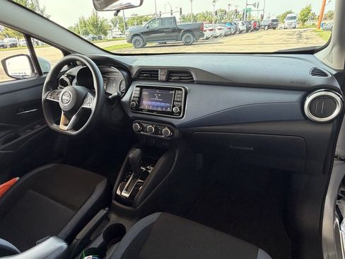 Used 2025 Nissan Versa SV FWD image 22