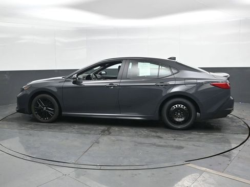 Used 2025 Toyota Camry SE w/ Multimedia Upgrade Package AWD/4WD image 8