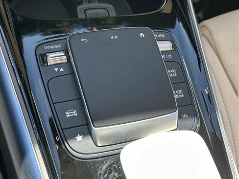 Used 2022 Mercedes-Benz GLA 250 GLA 250 image 25