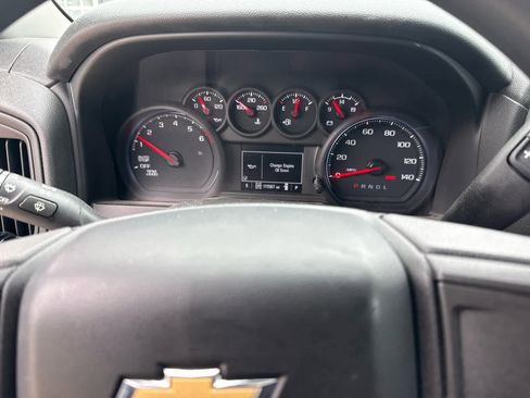 Used 2021 Chevrolet Silverado 1500 Custom image 4