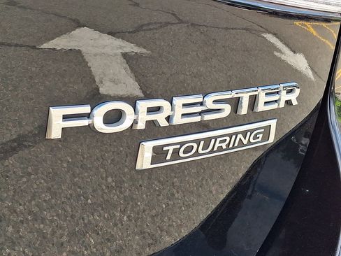 Used 2021 Subaru Forester Touring AWD/4WD image 31