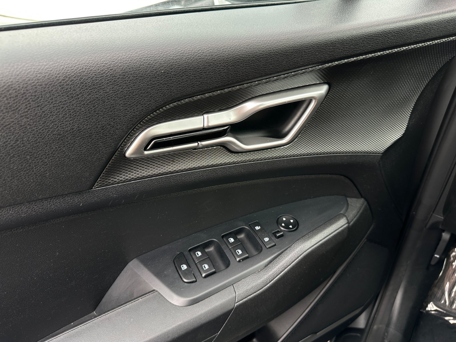 Used 2023 Kia Sportage LX FWD image 16