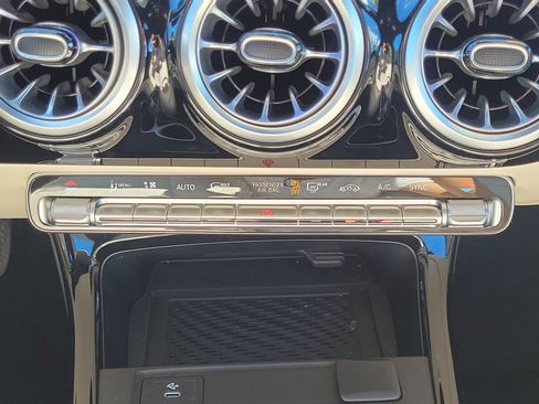 Certified 2025 Mercedes-Benz CLA 250 image 18