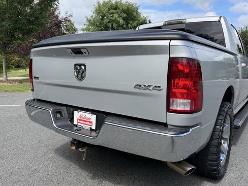 Used 2016 RAM 1500 Classic SLT AWD/4WD image 5