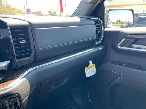 New 2026 GMC Sierra 1500 SLE AWD/4WD image 26