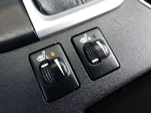 Used 2018 Toyota Highlander XLE image 9