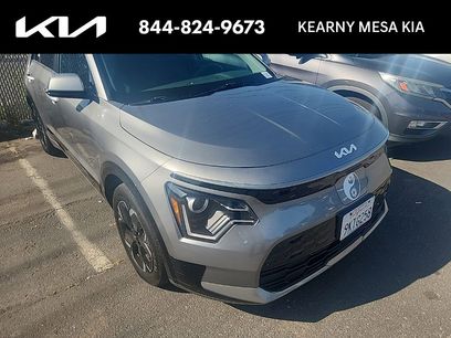 Certified 2023 Kia Niro Wind