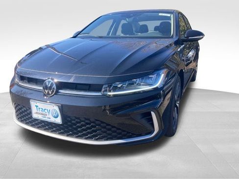 New 2026 Volkswagen Jetta SEL image 3
