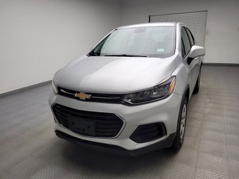 Used 2017 Chevrolet Trax LS image 15