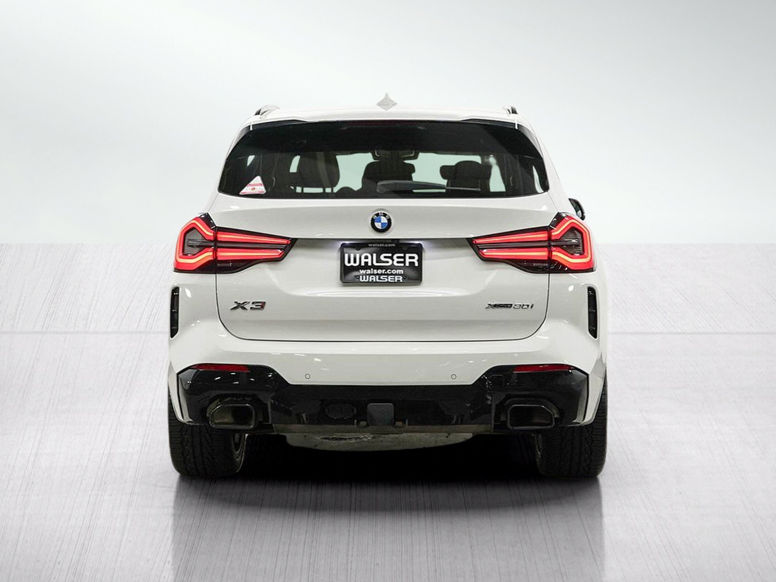Used 2023 BMW X3 xDrive30i AWD/4WD image 4