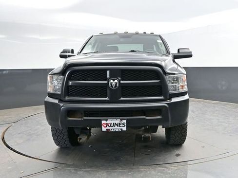 Used 2018 RAM 3500 Tradesman w/ Popular Equipment Group AWD/4WD image 2