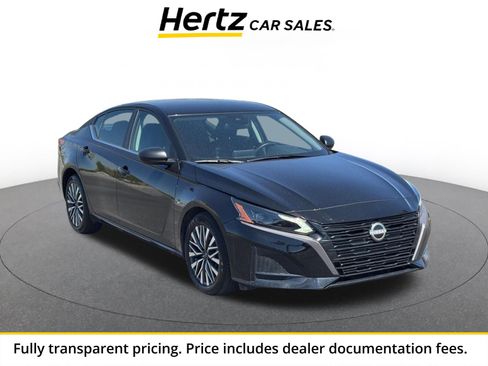 Used 2026 Nissan Altima 2.5 SV FWD image 1
