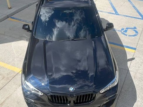 Used 2021 BMW X5 M50i w/ Executive Package image 11