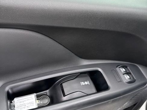 Used 2021 RAM ProMaster City Tradesman FWD image 12