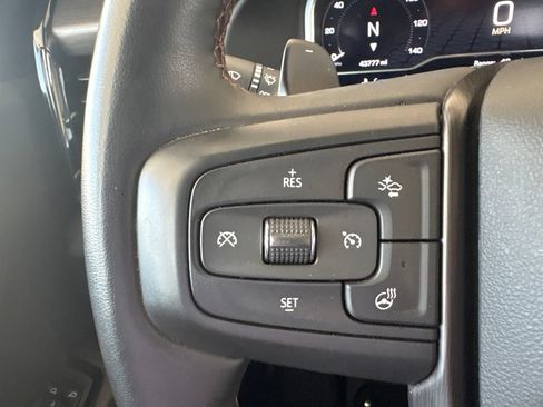 Used 2024 GMC Sierra 1500 AT4 w/ Technology Package AWD/4WD image 28