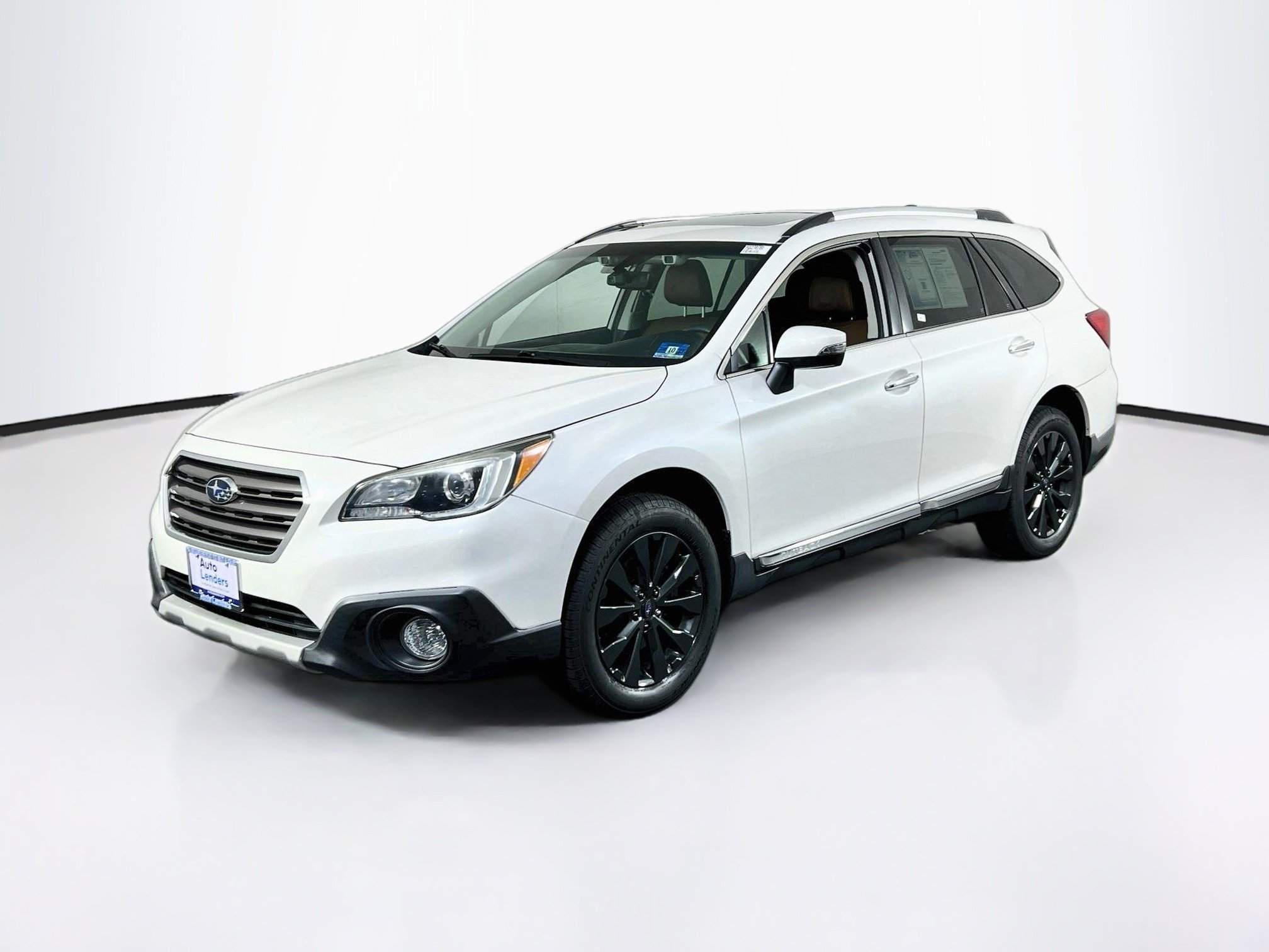 Used 2017 Subaru Outback 3.6R Touring AWD/4WD image 1