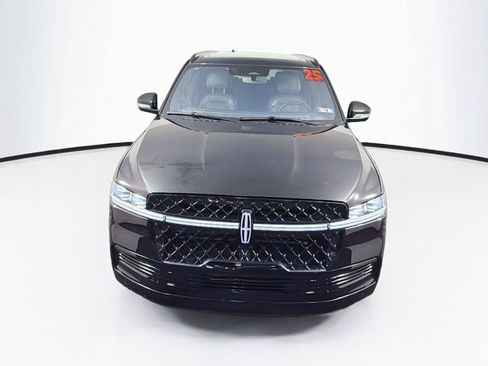 Used 2025 Lincoln Navigator L Reserve w/ Jet Appearance Package AWD/4WD image 13