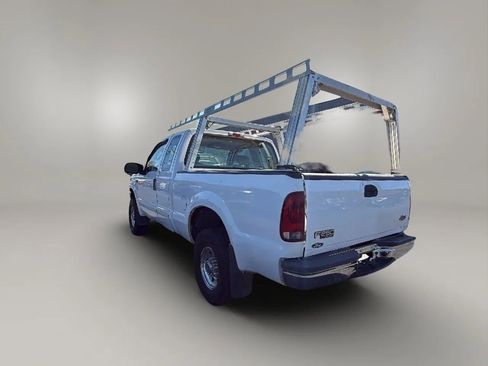 Used 2003 Ford F250 4x4 SuperCab Super Duty image 3