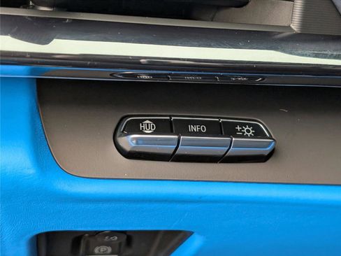 Used 2024 Chevrolet Corvette Stingray Premium Cpe w/ Z51 Performance Package image 23