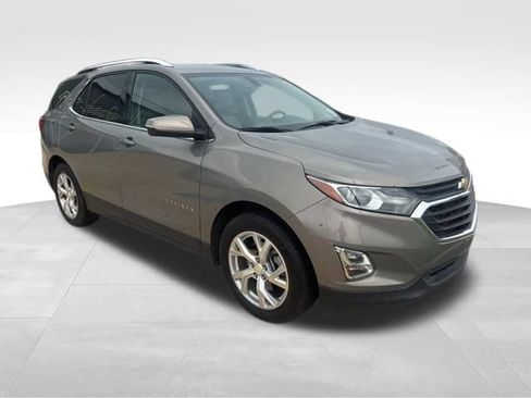 Used 2019 Chevrolet Equinox LT FWD image 5