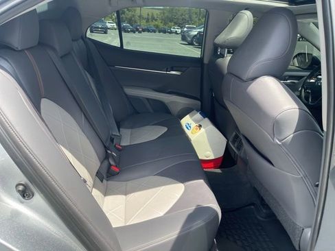 Used 2019 Toyota Camry XLE w/ Driver Assist Package FWD image 14