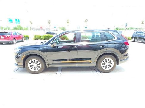Used 2023 Honda CR-V LX image 7