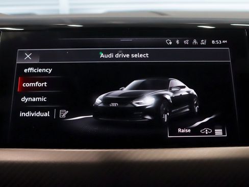 Used 2024 Audi RS e-tron GT image 22