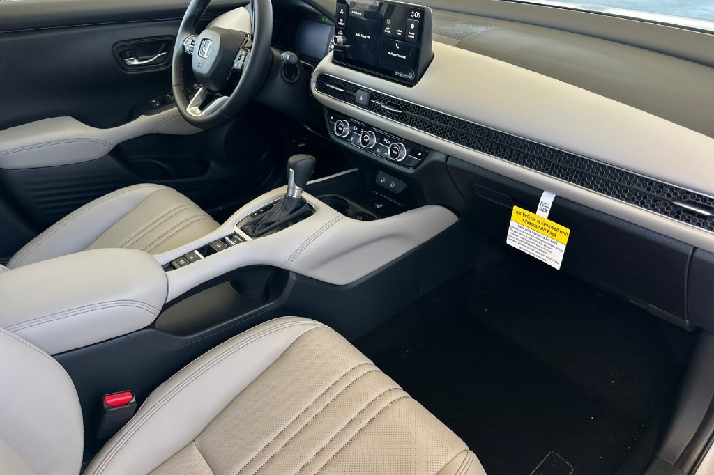 New 2027 Honda HR-V EX-L image 16