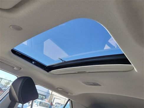 New 2026 Hyundai Venue SEL image 17