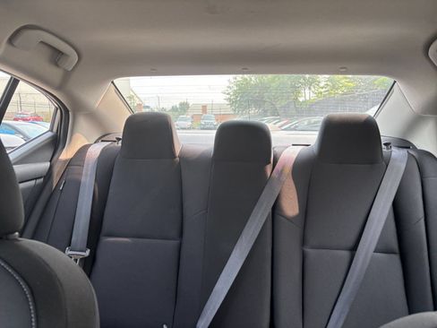 Used 2025 Nissan Sentra S FWD image 31