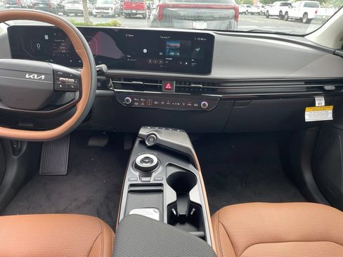 New 2026 Kia EV6 Wind AWD/4WD image 11