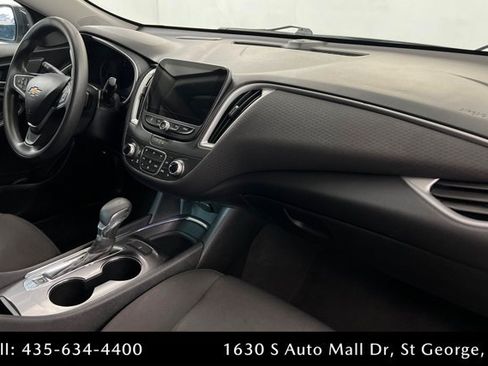 Used 2023 Chevrolet Malibu LT FWD image 23