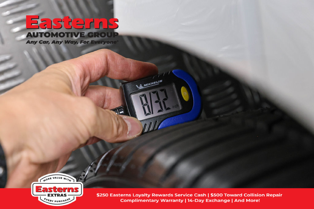 Used 2023 Volvo S60 T8 Plus AWD/4WD image 27