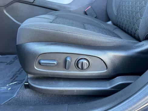 Used 2022 Chevrolet Blazer LT image 14