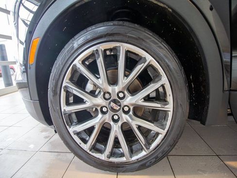 Certified 2019 Cadillac XT4 Premium Luxury image 25