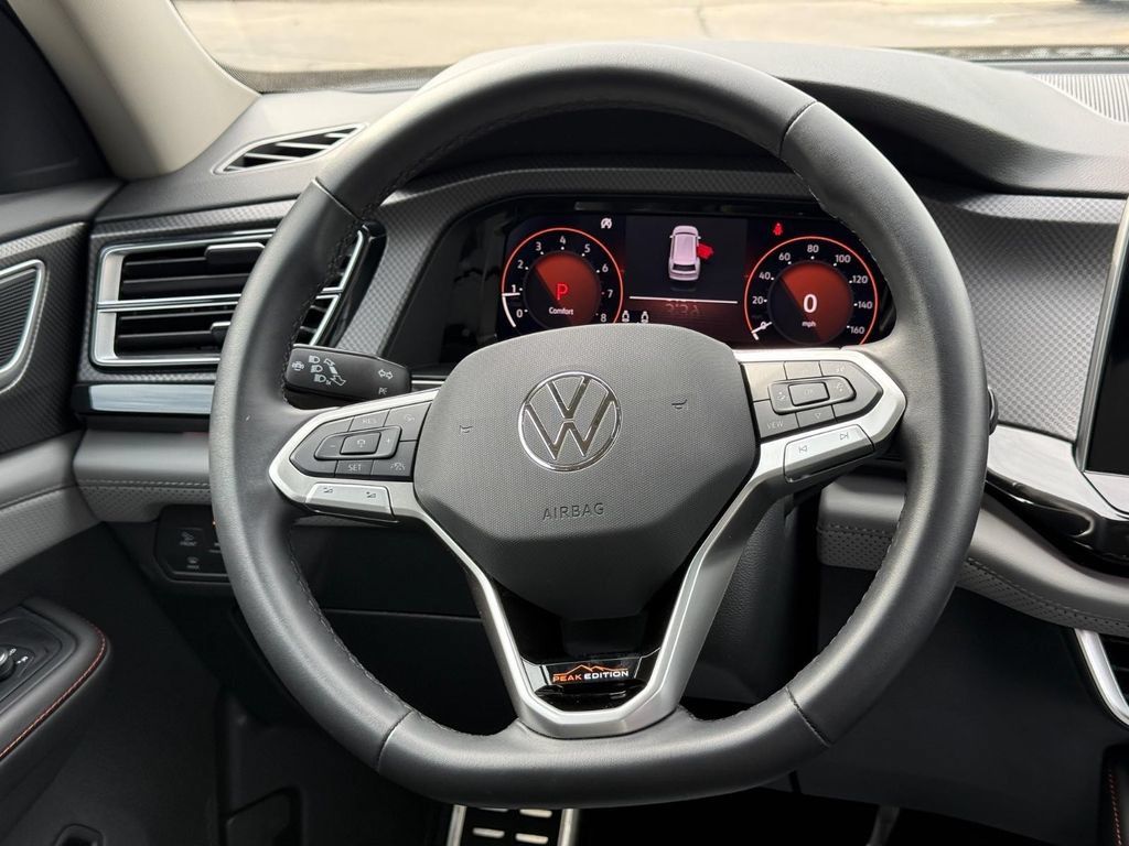 Certified 2026 Volkswagen Atlas Peak Edition AWD/4WD image 15