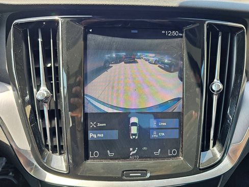 Used 2019 Volvo S60 T6 Momentum w/ Premium Package AWD/4WD image 16