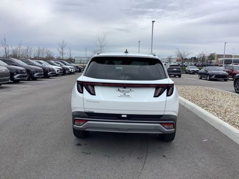 Used 2025 Hyundai Tucson Limited image 6