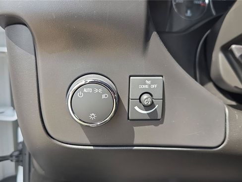 Used 2025 Chevrolet Express 3500 LT w/ LT Preferred Equipment Group RWD image 26