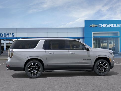 New 2026 Chevrolet Suburban RST w/ Advanced Technology Package AWD/4WD image 6