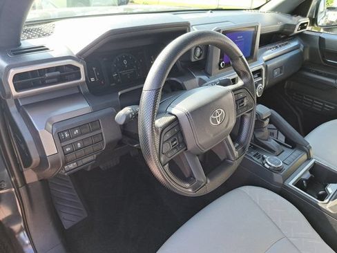 Used 2025 Toyota Tacoma SR5 AWD/4WD image 13