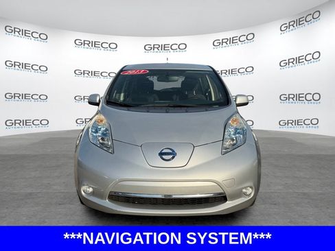 Used 2013 Nissan Leaf SV w/ LED & Quick Charge Pkg FWD image 2