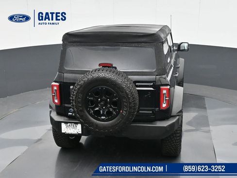 Used 2024 Ford Bronco Wildtrak image 38