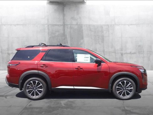 New 2026 Nissan Pathfinder Platinum AWD/4WD image 5