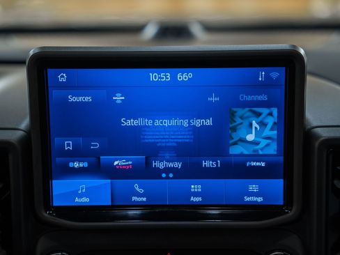 Used 2022 Ford Bronco Sport Outer Banks w/ Tech Package image 27