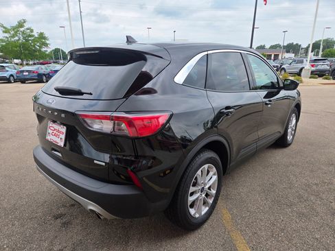 Used 2021 Ford Escape SE FWD image 4