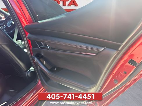 Used 2026 MAZDA MAZDA3 Hatchback w/ Appearance Package AWD/4WD image 17