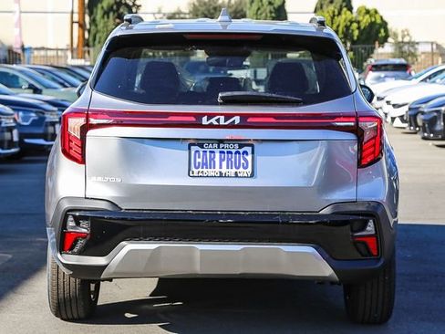 New 2026 Kia Seltos S image 8